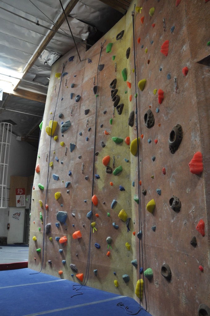 lead climbing clinics at acg